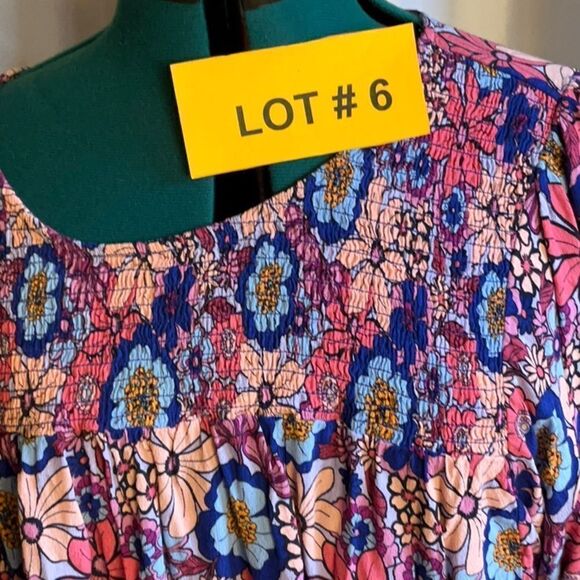 NWOT TERRA & SKY tunic style top in bright, vibrant colors size 3x - Picture 3 of 12